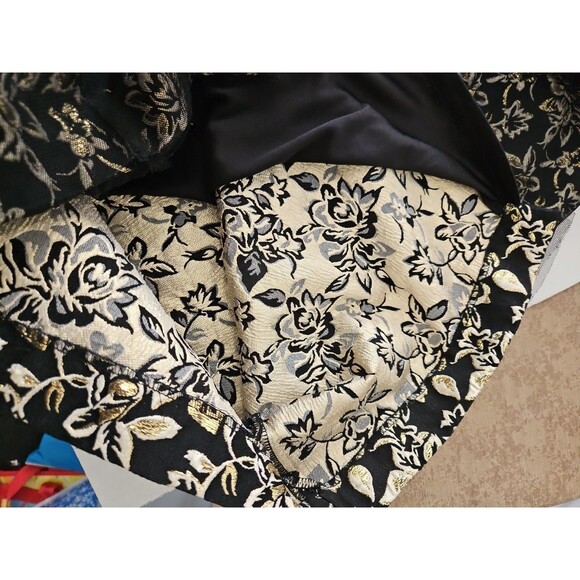 Vera Wang Black & Gold Metallic Brocade Party Cocktail Dress Size 2 Gorgeous! - Picture 13 of 16